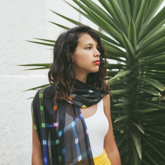 Bufanda Bitmap Glow Longissima Zuzunaga