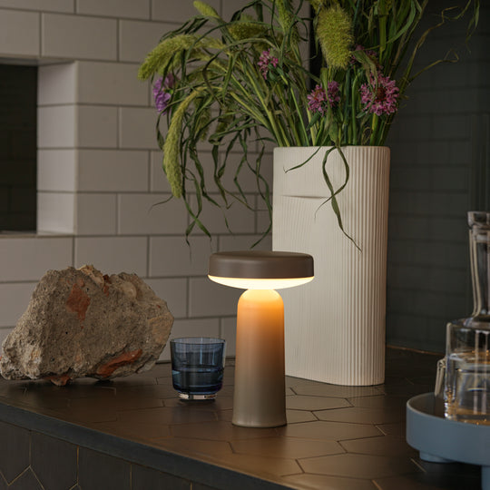 Florero de Loza Ridge I Muuto