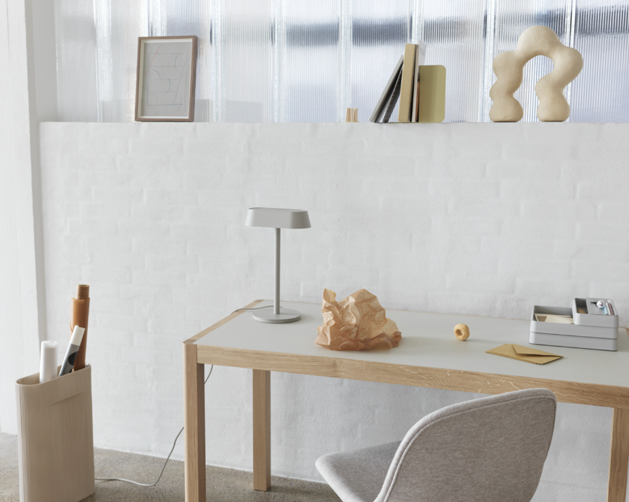 Lámpara Linear Mounted Muuto