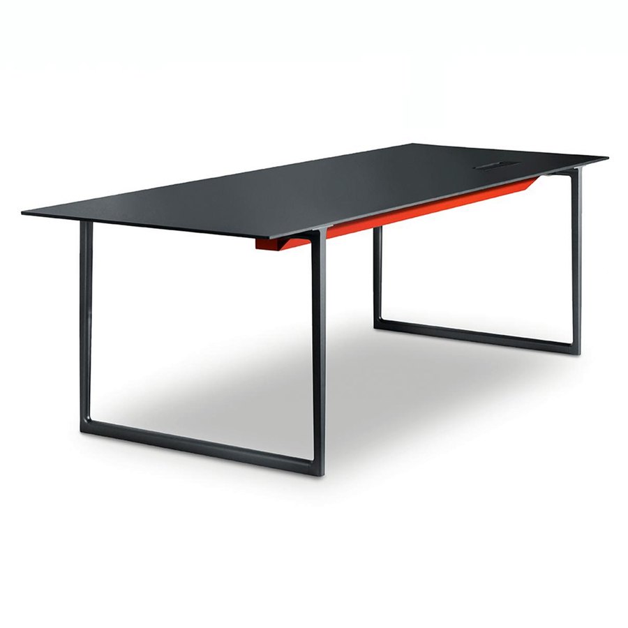 Toa Desk de Pedrali